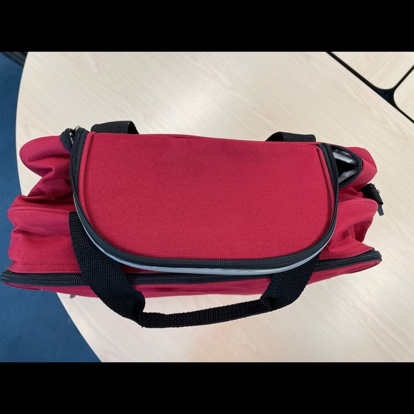 Insulated Picnic bag - Red - New - Picture 5 of 8